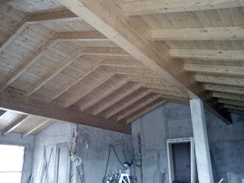 Tetti in legno lamellare losa legnami Tetto in legno lamellare bianco